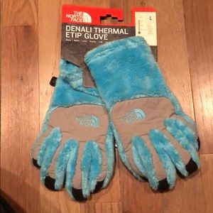 Girls the north face gloves